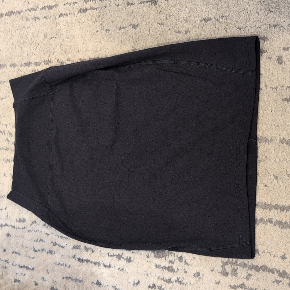 Lululemon Nulu Slim-Fit High-Rise Skirt Black - Picture 8 of 9